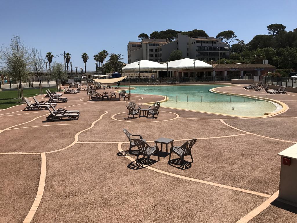 Chaletrent - Stacaravans Saint-Aygulf Hotel Fréjus Exterior foto